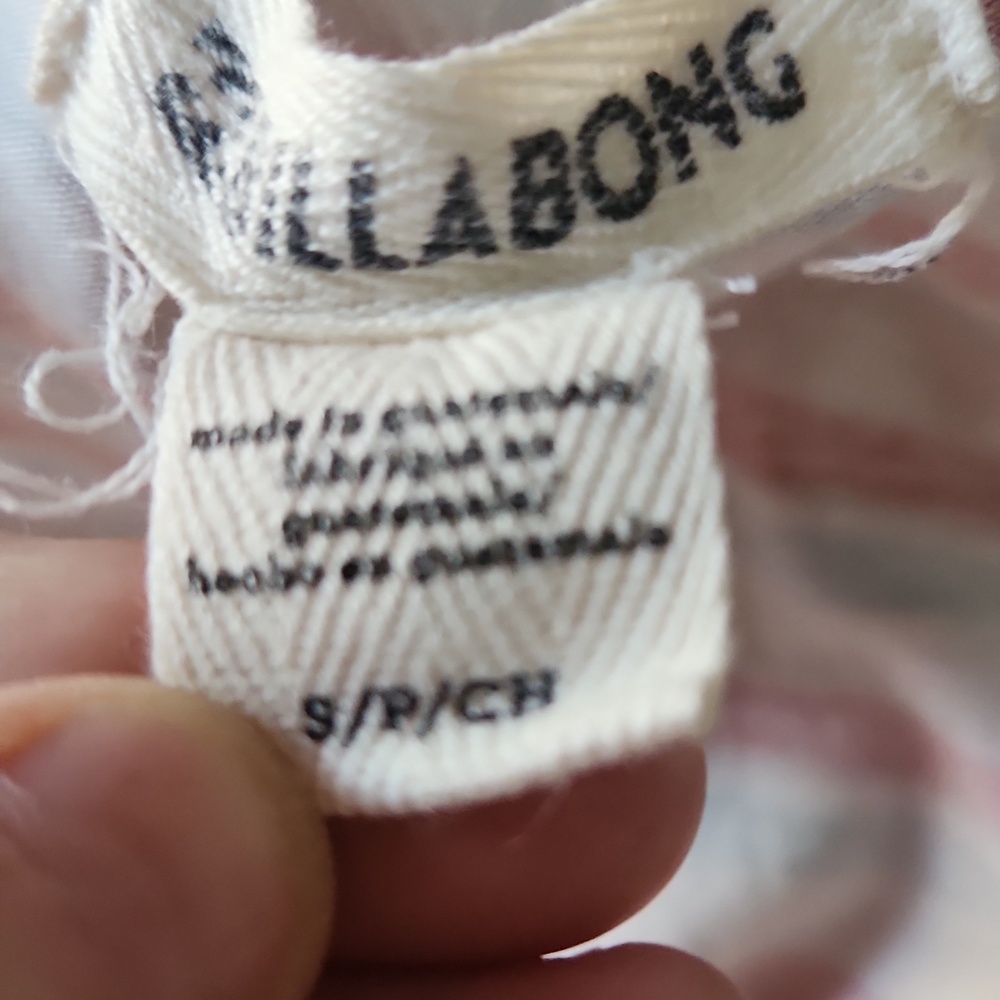 Billabong - Picture 7 of 8